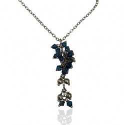 COLGANTE PLATA DE LEY 925 FLOR CON PIEDRAS AZULES CADENA 2 MILÍMETROS DE ANCHO 40 CENTÍMETROS DE LARGO COLGANTE 4 CENTÍMETROS