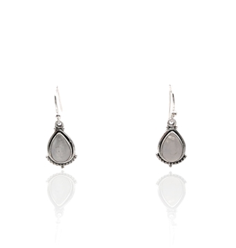 PENDIENTES LARGOS PLATA DE LEY 925 LÁGRIMA DE CUARZO BLANCO CON DETALLE EN PLATA OXI CIERRE GANCHO HIPPIE