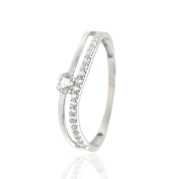ANILLO ESTILO SOLITARIO MUJER ORO BLANCO 18 KILATES DOBLE BRAZO FORMA ONDA LISO Y CIRCONITAS BLANCAS CON PIEDRA BLANCA 2.5 MILÍM